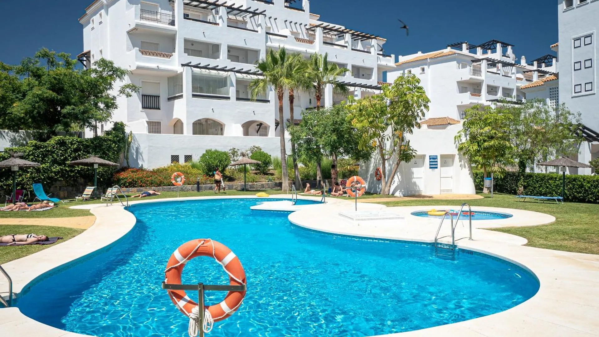 2101-Nice Penthouse In Complex With Pools San Luis de Sabinillas